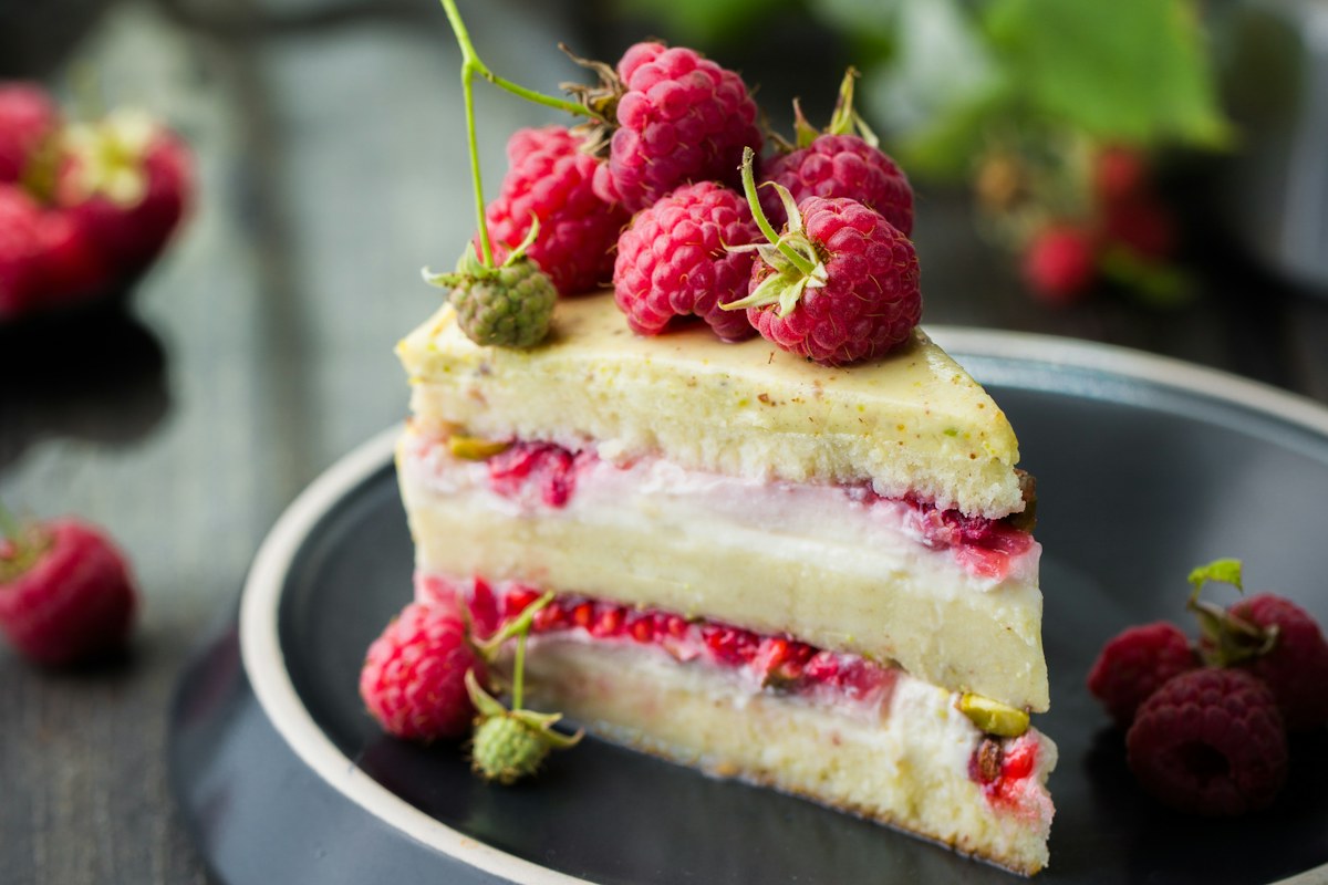Berry layered sponge cake with fresh raspberries